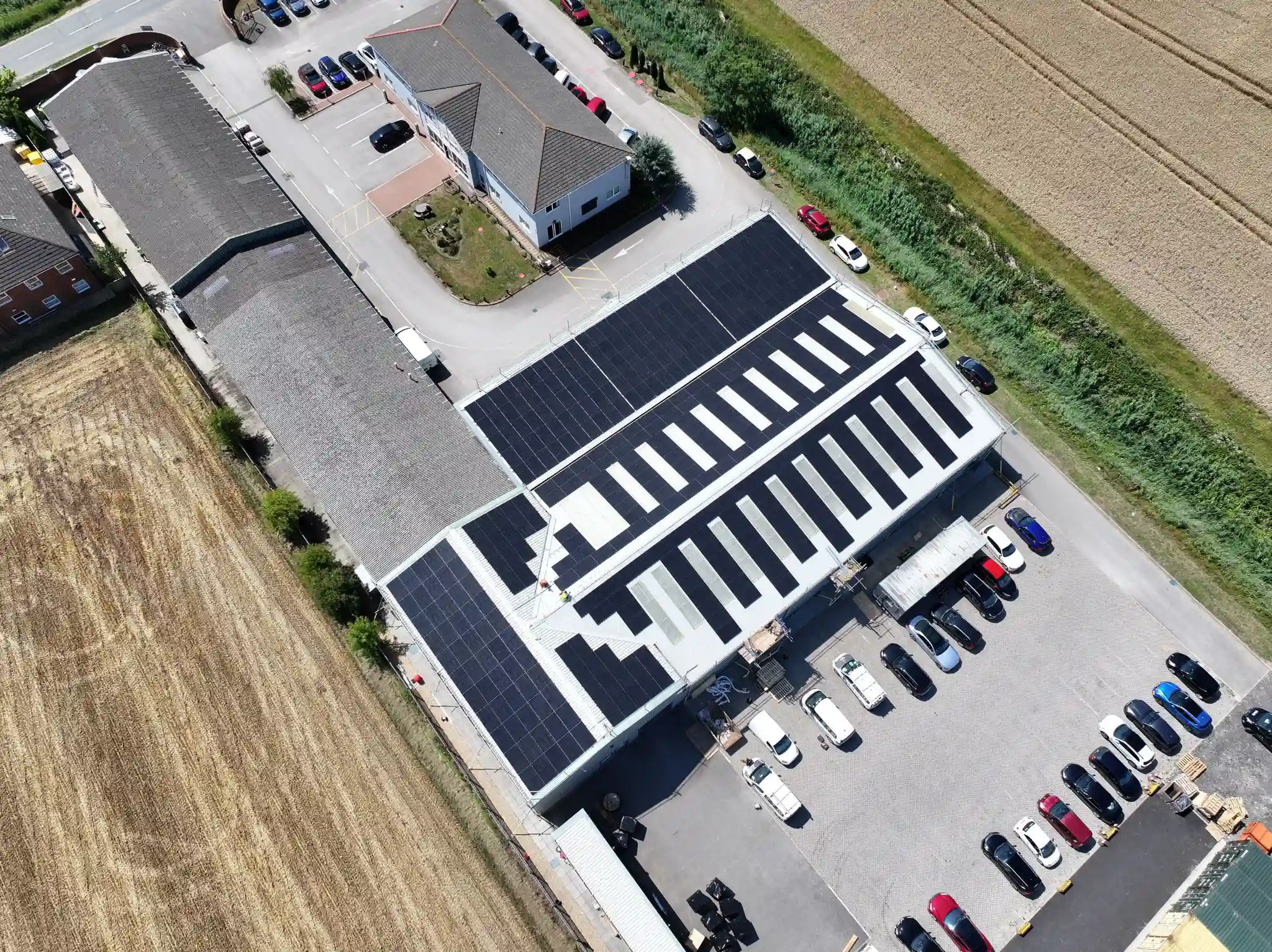 200kW Solar + 200kWh Battery Storage, photograph 3